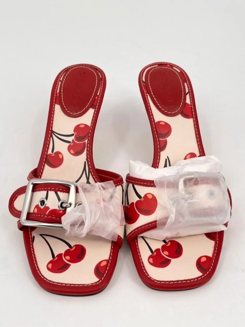 COACH Margot Sandal Red Cherry Print Leather Buckle Strap Kitten Size 6 - Picture 4 of 16